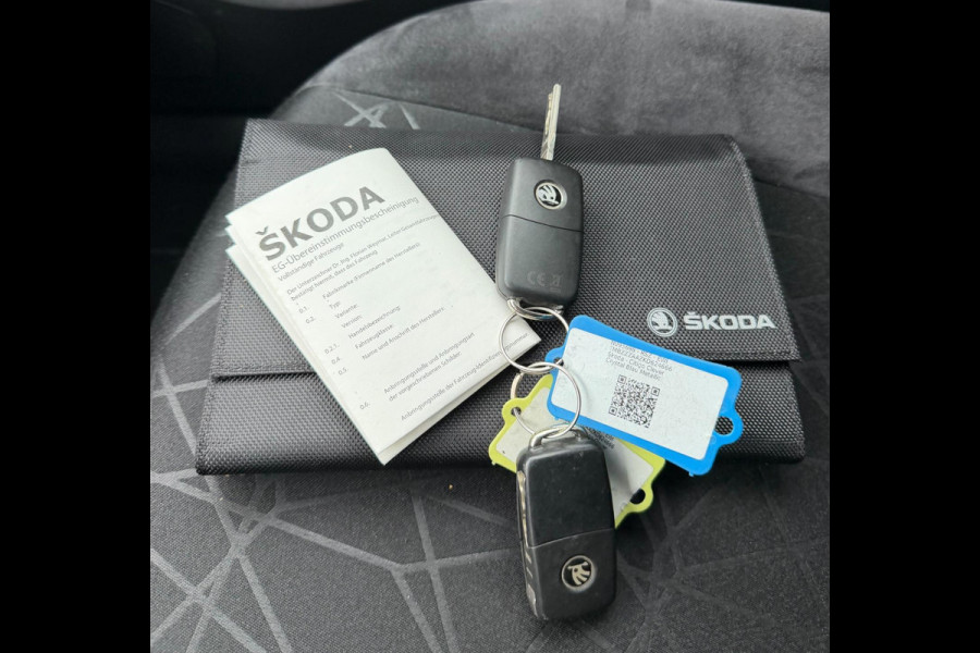 Škoda Citigo 1.0 CLEVER EDITIE | Stoelverwarming