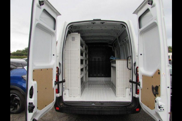 Renault Master T33 2.3 dCi 135 L2H2 Comfort 135pk | Airco | Cruise Controle | BPM vrij | Compleet ingericht, incl. werkbank!