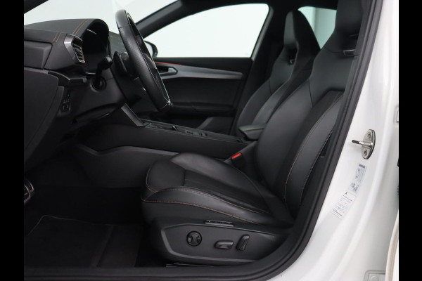 CUPRA Formentor 1.4 eHybrid VZ | 245pk | Stoelverwarming | Adaptive cruise | Memory | Camera | Navigatie | Sfeerverlichting | Keyless | Full LED | Sportstoelen | PHEV | Plug In