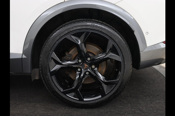 CUPRA Formentor 1.4 eHybrid VZ | 245pk | Stoelverwarming | Adaptive cruise | Memory | Camera | Navigatie | Sfeerverlichting | Keyless | Full LED | Sportstoelen | PHEV | Plug In