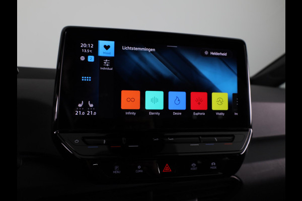 Volkswagen ID.3 First 58 kWh 204 PK | Steunhaak | Navigatie | Parkeersensoren | Stoelverwarming