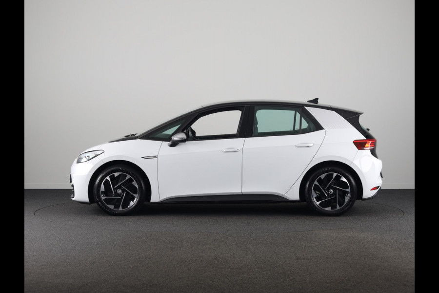 Volkswagen ID.3 First 58 kWh 204 PK | Steunhaak | Navigatie | Parkeersensoren | Stoelverwarming