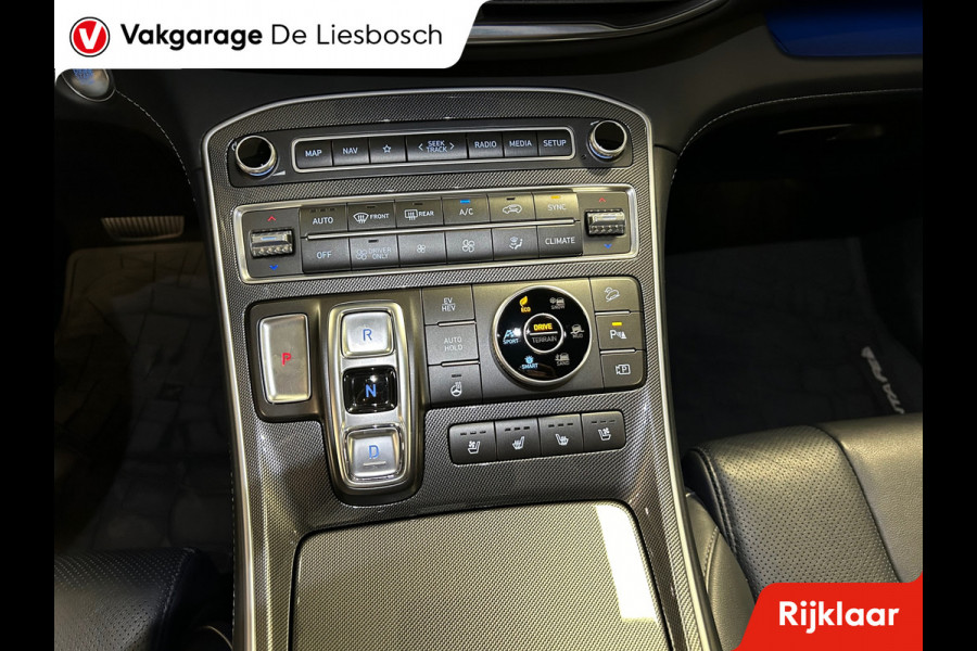 Hyundai Santa Fe 1.6 T-GDI PHEV 180 PK 4WD| Premium Sky | Panorama-dak | Trekhaak | 360 camera