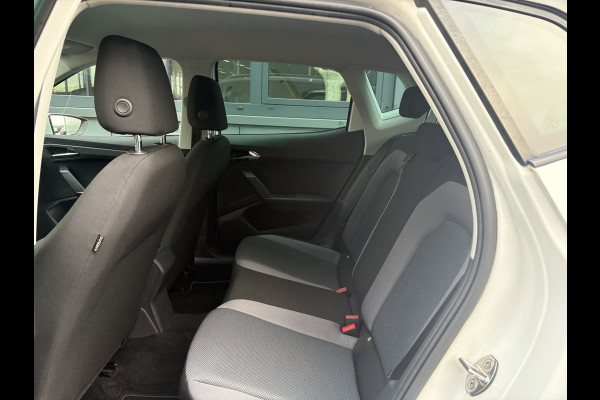 Seat Arona 1.0 TSi 95pk Style Business Intense KEYLESS/CAMERA/NAVI/CARPLAY/PDC