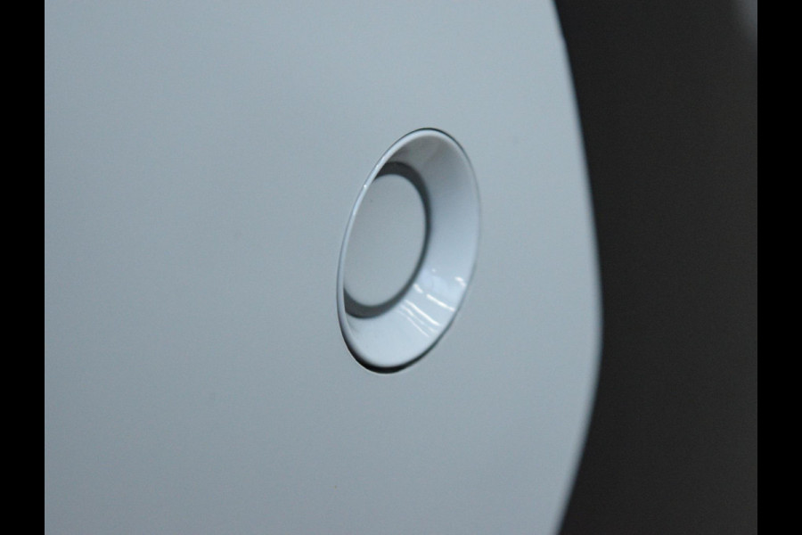 Peugeot 2008 1.2 Hybrid 145 GT | camera + sensoren V+A | 8 jaar garantie | adaptieve cruise control | stoelverwarming met massagefunctie