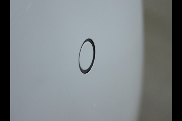 Peugeot 208 1.2 Hybrid 110 e-DCS6 Allure Private lease actie: € 376,- p/m o.b.v 48 mnd en 5.000 km per jaar  ACHTERUITRIJCAMERA MET SENSOREN | NAVIGATIE & CARPLAY | E.C.C. |