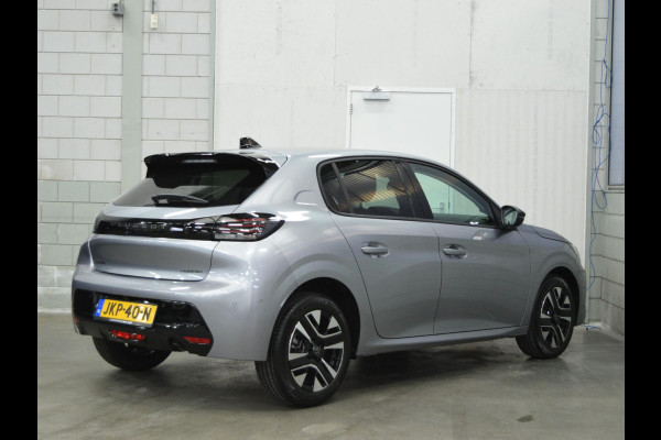 Peugeot 208 1.2 Hybrid 110 e-DCS6 Allure | Private lease actie: € 376,- p/m o.b.v. 48 mnd en 5.000 km per jaar| camera + sensoren V+A | navigatie | cruise control | carplay | E.C.C.