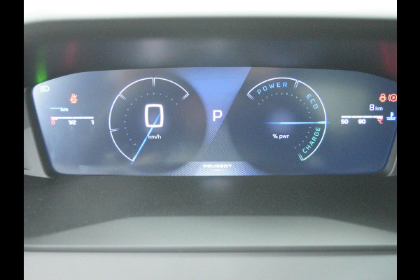 Peugeot 208 1.2 Hybrid 110 e-DCS6 Allure | Private lease actie: € 376,- p/m o.b.v. 48 mnd en 5.000 km per jaar| camera + sensoren V+A | navigatie | cruise control | carplay | E.C.C.