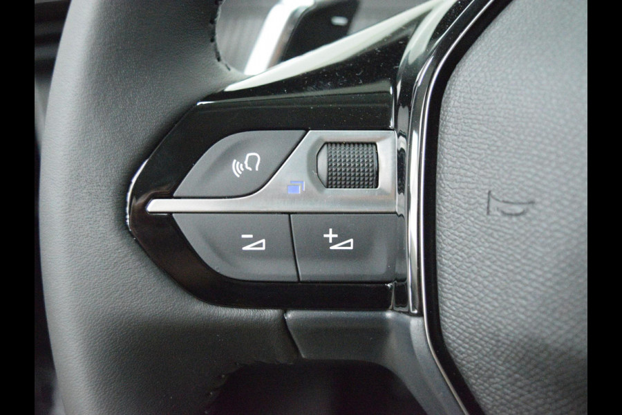 Peugeot 208 1.2 Hybrid 110 e-DCS6 Allure | Private lease actie: € 376,- p/m o.b.v. 48 mnd en 5.000 km per jaar| camera + sensoren V+A | navigatie | cruise control | carplay | E.C.C.