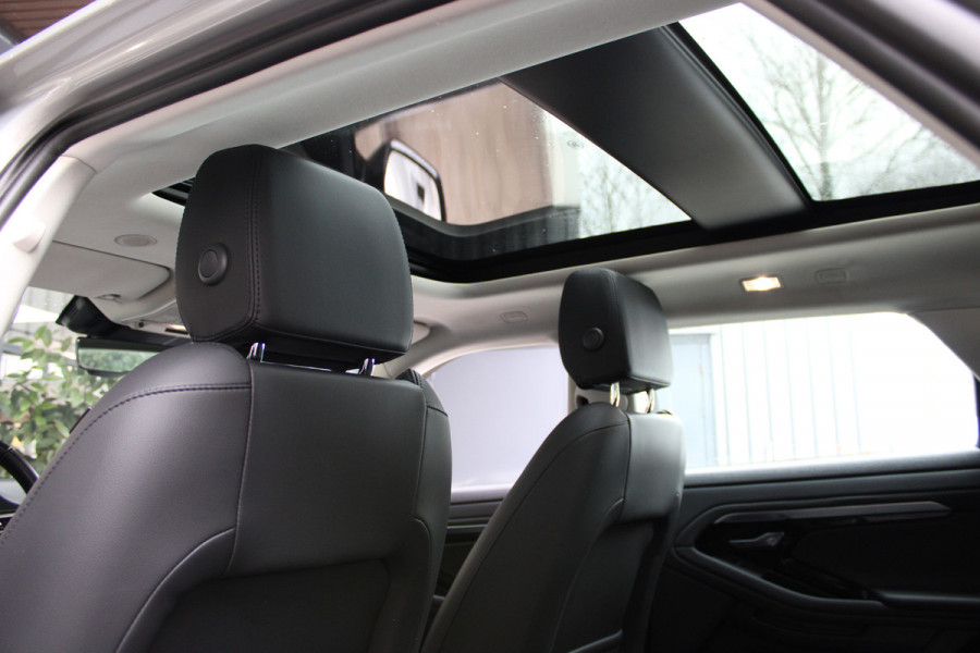 Land Rover Range Rover Evoque P300E PHEV 4WD AUTO NOLITA EDITION LEDER/VIRTUAL/PANORAMADAK