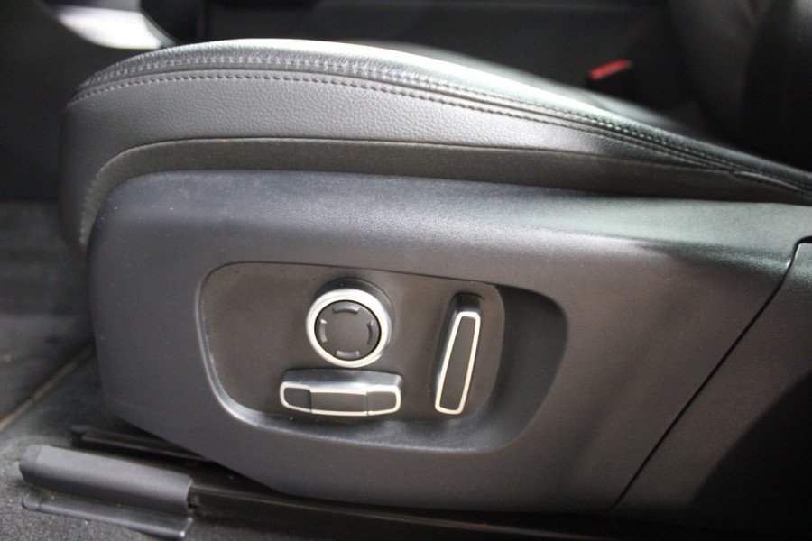 Land Rover Range Rover Evoque P300E PHEV 4WD AUTO NOLITA EDITION LEDER/VIRTUAL/PANORAMADAK