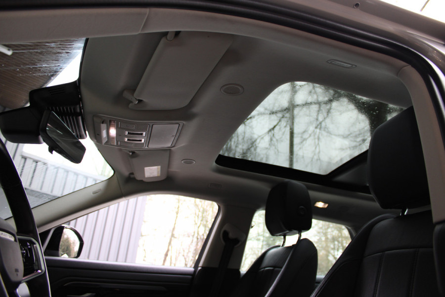 Land Rover Range Rover Evoque P300E PHEV 4WD AUTO NOLITA EDITION LEDER/VIRTUAL/PANORAMADAK