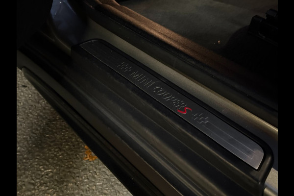 MINI Countryman Cooper S 2.0 192 pk Mini Head-up/Panoramadak/trekhaak/leer