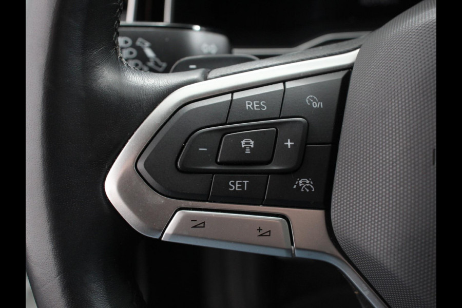 Volkswagen Polo 1.0 TSI R-Line DSG Navigatie App Connect Climate Control DAB LED Parkeer sensoren Cruise control adaptive Lichtmetalen velgen