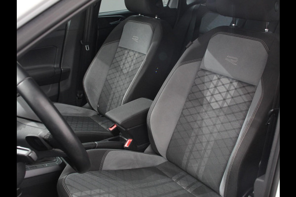 Volkswagen Polo 1.0 TSI R-Line DSG Navigatie App Connect Climate Control DAB LED Parkeer sensoren Cruise control adaptive Lichtmetalen velgen