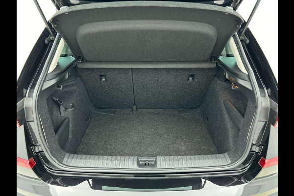 Škoda Kamiq 1.0 TSI Business Edition DSG | Navigatie | Climate control | Cruise control | LED | Keyless | Achteruitrijcamera | Parkeersensoren | Apple Carplay/ Android Auto | Radio