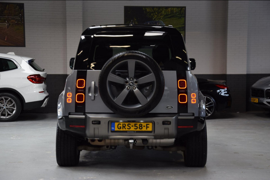 Land Rover Defender 110 3.0 D300 110 X-Dynamic 6-Cill Panoramadak|Lane-Assist|5-pers|22 inch|301pk!!