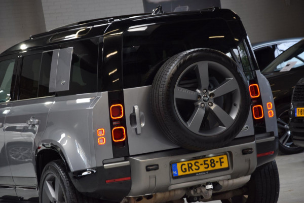 Land Rover Defender 110 3.0 D300 110 X-Dynamic 6-Cill Panoramadak|Lane-Assist|5-pers|22 inch|301pk!!