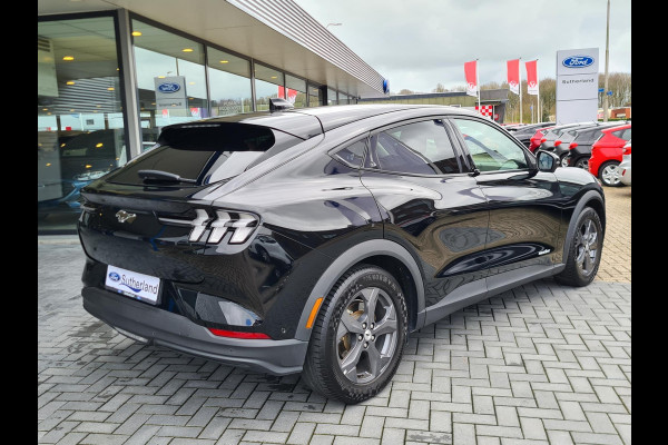 Ford Mustang Mach-E Extended RWD 98 kWh 294pk | Technology Pack Plus | Panoramadak | Winterpack | Adaptieve Cruise