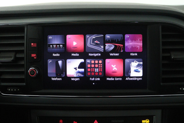 Seat ✅ Leon ST 1.5 TSI Xcellence Business Intense (DIGITALE COCKPIT, CRUISE CONTROL, NAVIGATIE CARPLAY, PARKEERSENSOREN)