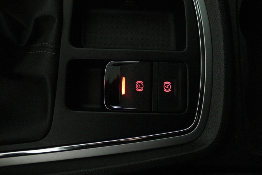 Seat ✅ Leon ST 1.5 TSI Xcellence Business Intense (DIGITALE COCKPIT, CRUISE CONTROL, NAVIGATIE CARPLAY, PARKEERSENSOREN)