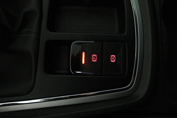 Seat ✅ Leon ST 1.5 TSI Xcellence Business Intense (DIGITALE COCKPIT, CRUISE CONTROL, NAVIGATIE CARPLAY, PARKEERSENSOREN)