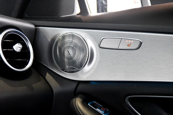 Mercedes-Benz C-Klasse 180 AMG-Line. Pano, Burmester, Camera, Sfeer, 9-Traps, Diamond White Pearl!