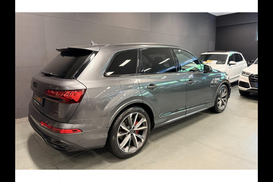 Audi Q7 55 TFSI e quattro 3X S-LINE RS-STOELEN BLACK-LINE PANO/LEDER/H-UP/B&O/360CAM/SFEERVERL/STOELVENTILATIE+M///