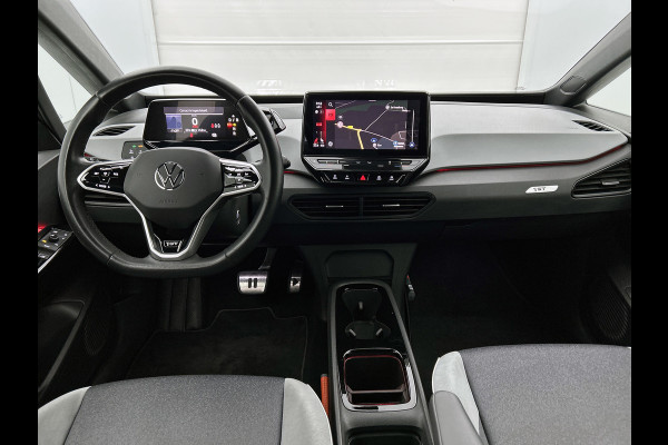 Volkswagen ID.3 First Plus 58 kWh (TREKHAAK, SFEERVERLICHTING, CAMERA, STOELVERWARMING, MATRIX)