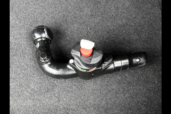 Volkswagen ID.3 First Plus 58 kWh (TREKHAAK, SFEERVERLICHTING, CAMERA, STOELVERWARMING, MATRIX)