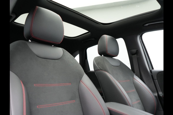 Mercedes-Benz B-Klasse 250 e Business Solution AMG Limited Plug In Hybrid 218pk Dealer O.H. PHEV | Trekhaak Af Fabriek | Panodak | Adaptive Cruise | 360 Camera | Alcantara Sportstoelen Verwarmd | Widescreen Navi | Apple Carplay | Sfeerverlichting | Blis | Virtual | DAB |