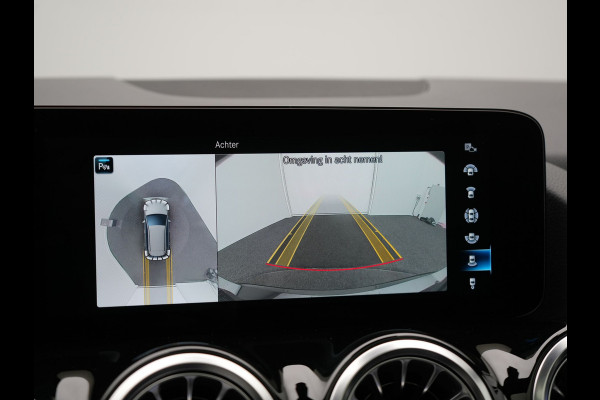 Mercedes-Benz B-Klasse 250 e Business Solution AMG Limited Plug In Hybrid 218pk Dealer O.H. PHEV | Trekhaak Af Fabriek | Panodak | Adaptive Cruise | 360 Camera | Alcantara Sportstoelen Verwarmd | Widescreen Navi | Apple Carplay | Sfeerverlichting | Blis | Virtual | DAB |