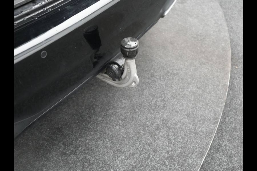 Mercedes-Benz B-Klasse 250 e Business Solution AMG Limited Plug In Hybrid 218pk Dealer O.H. PHEV | Trekhaak Af Fabriek | Panodak | Adaptive Cruise | 360 Camera | Alcantara Sportstoelen Verwarmd | Widescreen Navi | Apple Carplay | Sfeerverlichting | Blis | Virtual | DAB |