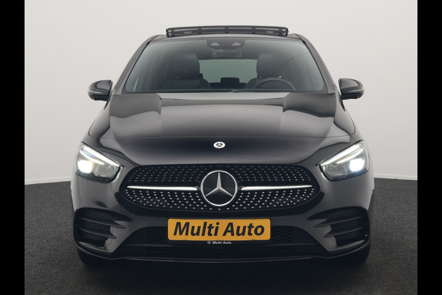 Mercedes-Benz B-Klasse 250 e Business Solution AMG Limited Plug In Hybrid 218pk Dealer O.H. PHEV | Trekhaak Af Fabriek | Panodak | Adaptive Cruise | 360 Camera | Alcantara Sportstoelen Verwarmd | Widescreen Navi | Apple Carplay | Sfeerverlichting | Blis | Virtual | DAB |