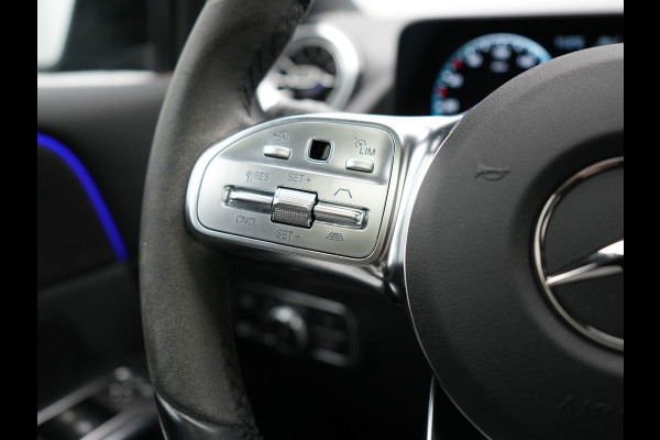 Mercedes-Benz B-Klasse 250 e Business Solution AMG Limited Plug In Hybrid 218pk Dealer O.H. PHEV | Trekhaak Af Fabriek | Panodak | Adaptive Cruise | 360 Camera | Alcantara Sportstoelen Verwarmd | Widescreen Navi | Apple Carplay | Sfeerverlichting | Blis | Virtual | DAB |