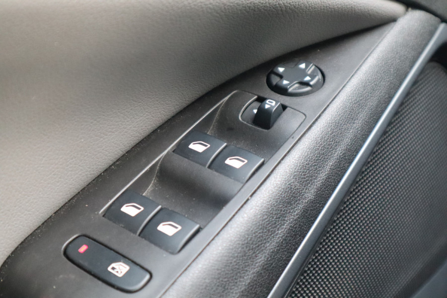 Opel Crossland X 1.2 Turbo Innovation | Camera | Keyless | Carplay |