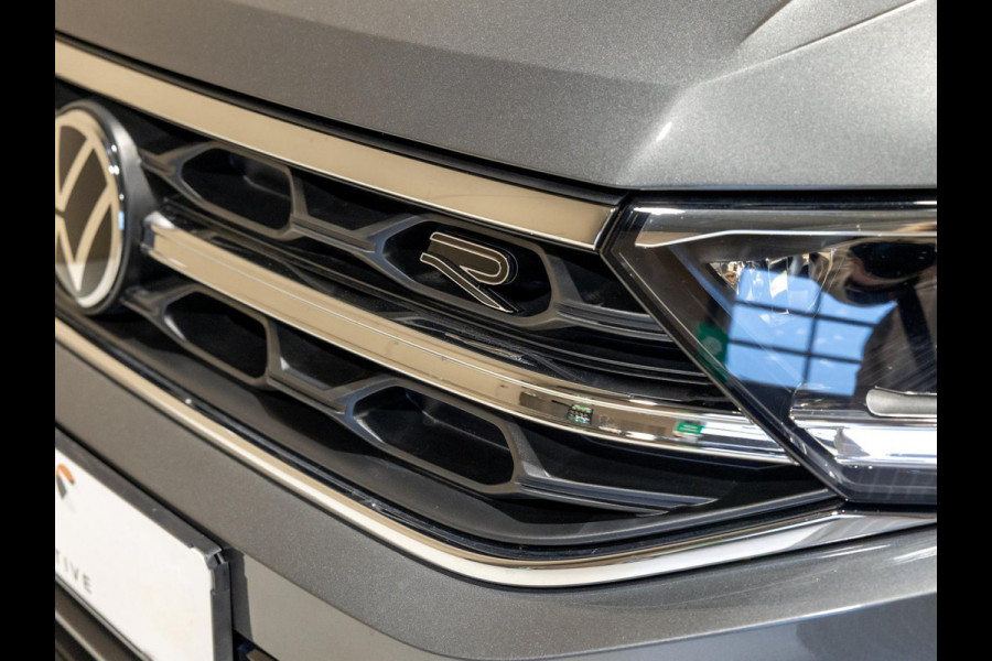 Volkswagen T-Roc 1.5 TSI R-Line Edition / 150pk / Stoel en stuur verwarming / Achteruitrij camera / Keyless /