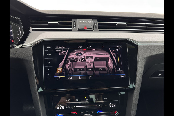 Volkswagen Passat 1.4 TSI GTE Business (Plug-In) (INCL-BTW) Aut. *FULL-LED | DIGI-COCKPIT | ADAPTIVE-CRUISE | NAVI-FULLMAP | KEYLESS | DAB+ | COMFORT-SEATS | SHIFTPADDLES | PRIVACY-GLASS | PDC | CAMERA | CARPLAY | 17''ALU*