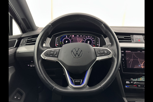 Volkswagen Passat 1.4 TSI GTE Business (Plug-In) (INCL-BTW) Aut. *FULL-LED | DIGI-COCKPIT | ADAPTIVE-CRUISE | NAVI-FULLMAP | KEYLESS | DAB+ | COMFORT-SEATS | SHIFTPADDLES | PRIVACY-GLASS | PDC | CAMERA | CARPLAY | 17''ALU*