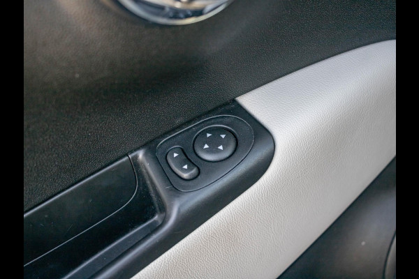 Fiat 500C 1.2 Star l Rosso Cabriodak l Automaat