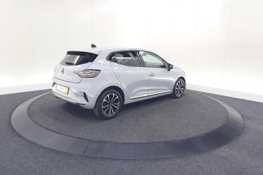Renault Clio TCe 90 GPF techno | 360 Camera | Adaptieve Cruise Control | Navigatie | 9.3 Inch Groot Scherm