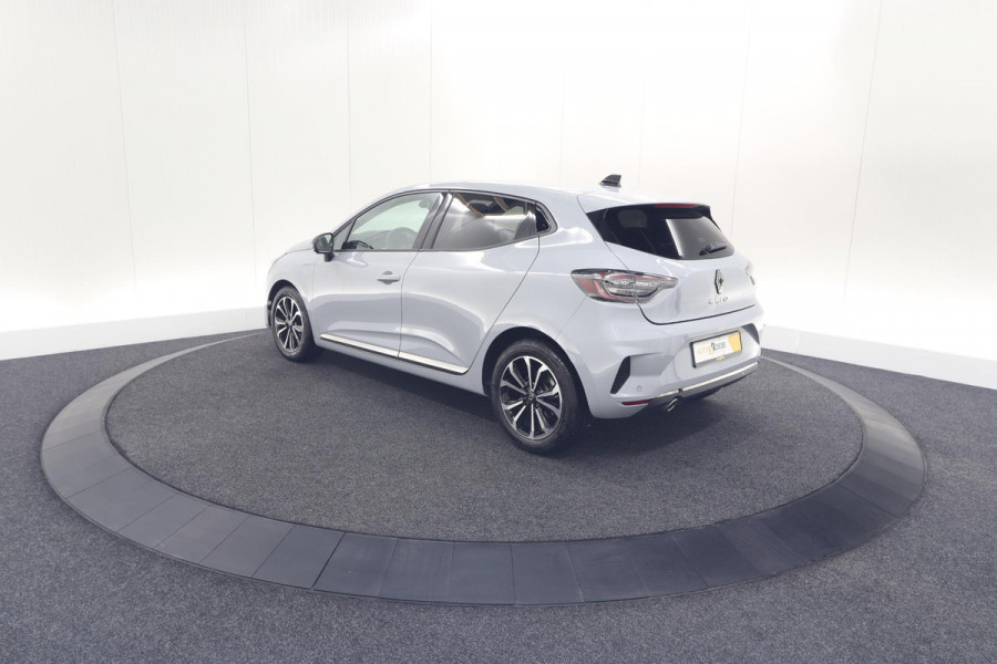 Renault Clio TCe 90 GPF techno | 360 Camera | Adaptieve Cruise Control | Navigatie | 9.3 Inch Groot Scherm