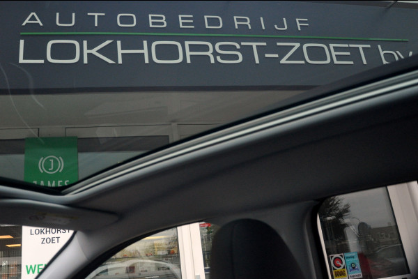 Peugeot 2008 1.2 PureTech GT-line | Panoramadak | Trekhaak | All Season Banden