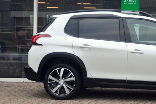 Peugeot 2008 1.2 PureTech GT-line | Panoramadak | Trekhaak | All Season Banden