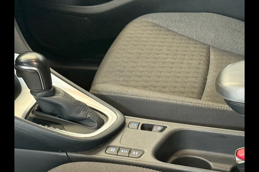 Toyota Yaris 1.5 Hybrid AUT Dynamic Dealer Onderhouden