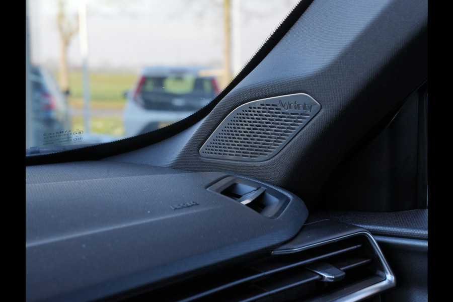 Lynk & Co 01 1.5 262pk | Trekhaak | Adaptive Cruise | Navigatie | Android/Apple Carplay