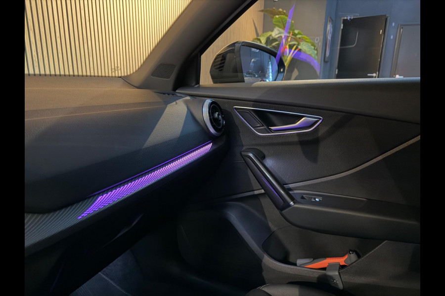 Audi Q2 35 TFSI S Line Edition - Matrix - Ambiance