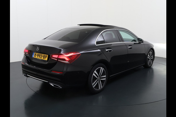 Mercedes-Benz A-Klasse 180 Luxury | Memory Pano Multibeam Camera