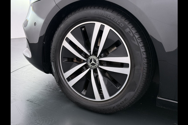 Mercedes-Benz A-Klasse 180 Luxury | Memory Pano Multibeam Camera