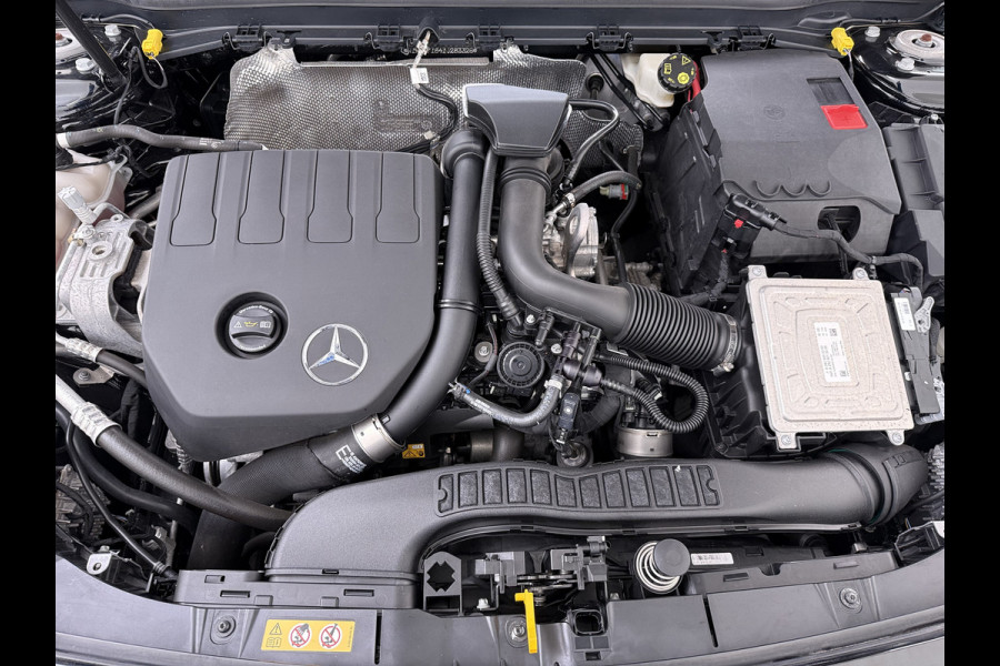 Mercedes-Benz A-Klasse 180 Luxury | Memory Pano Multibeam Camera